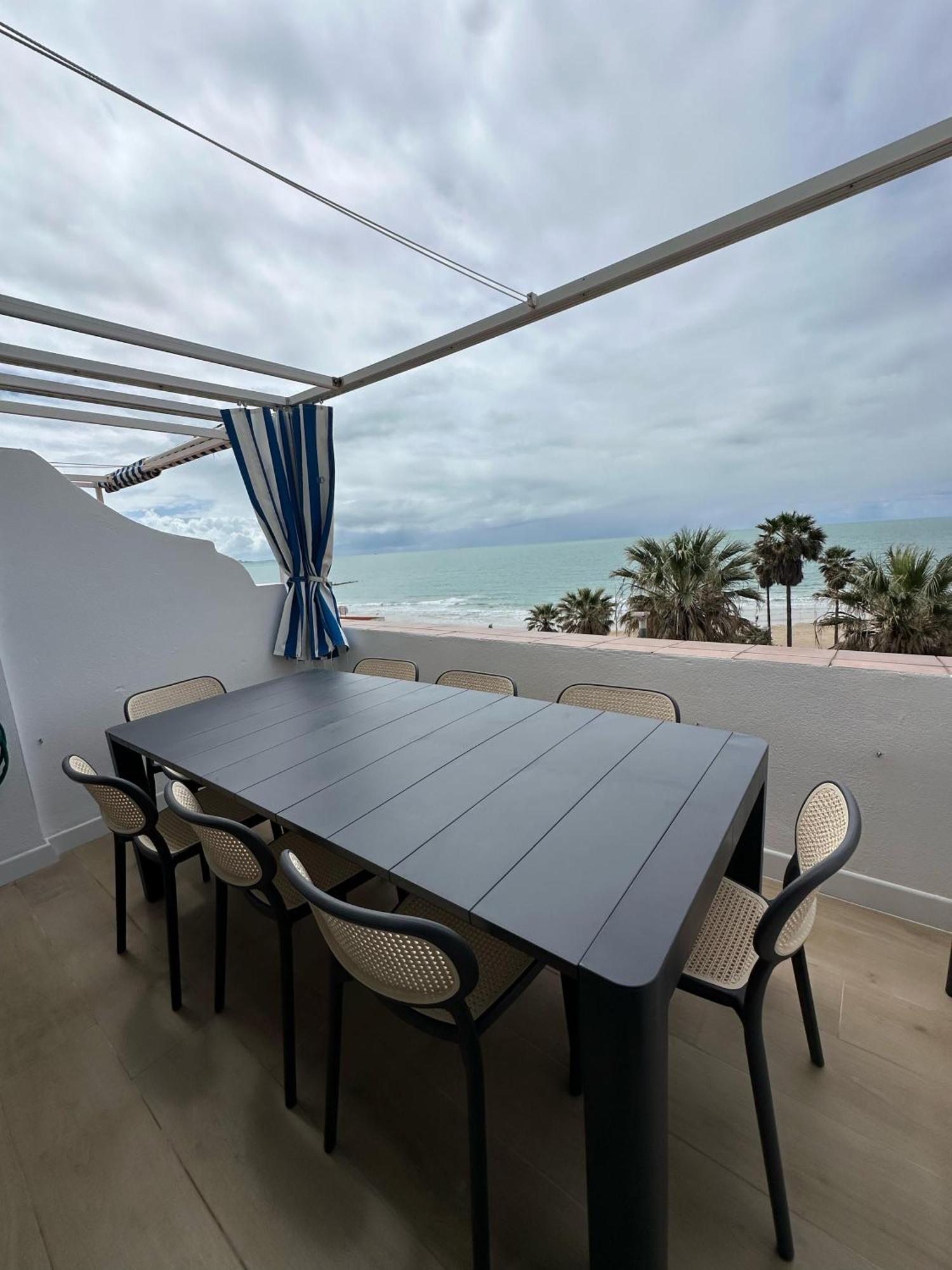 Gatu Villa Mar "Preferente Para Mayores De 25 Anos Y Familias " El Puerto de Santa Maria Exterior photo