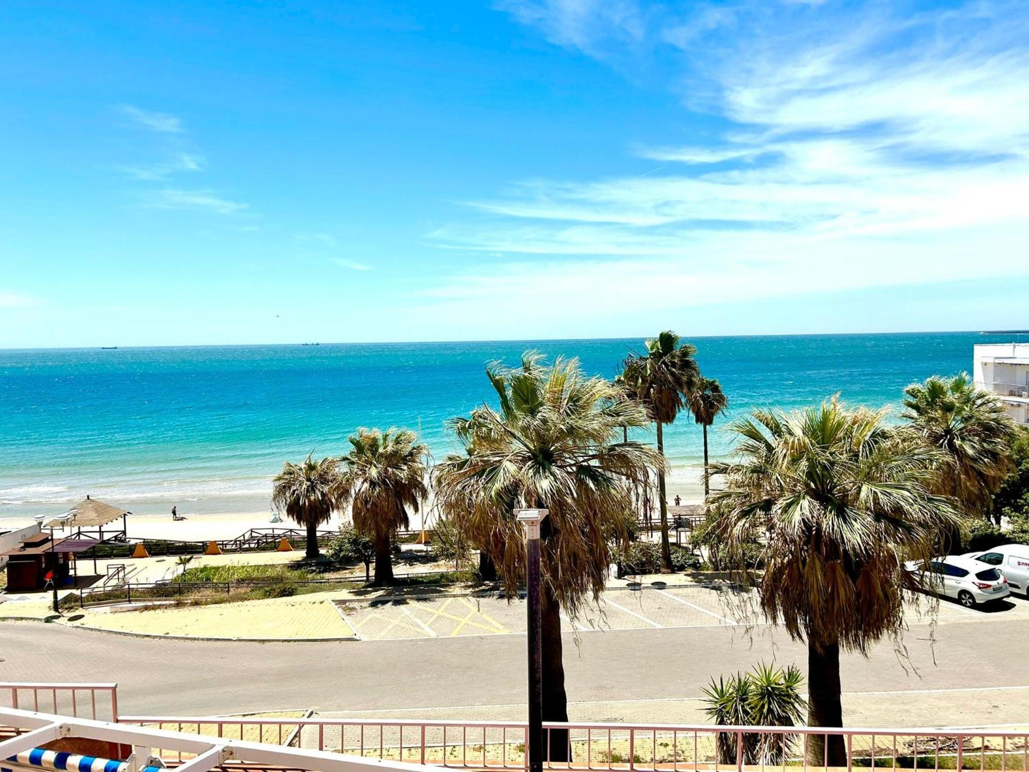Gatu Villa Mar "Preferente Para Mayores De 25 Anos Y Familias " El Puerto de Santa Maria Exterior photo